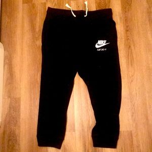 Nike womens vintage joggers